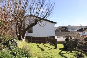 Photo 27- click for photo gallery